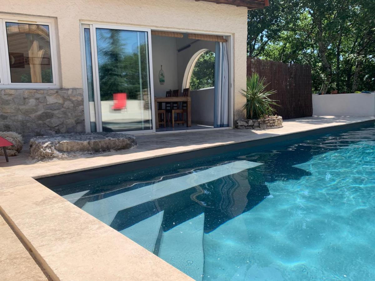 Villa de 100m2 avec grande piscine privée Saint Alban Auriolles Extérieur photo