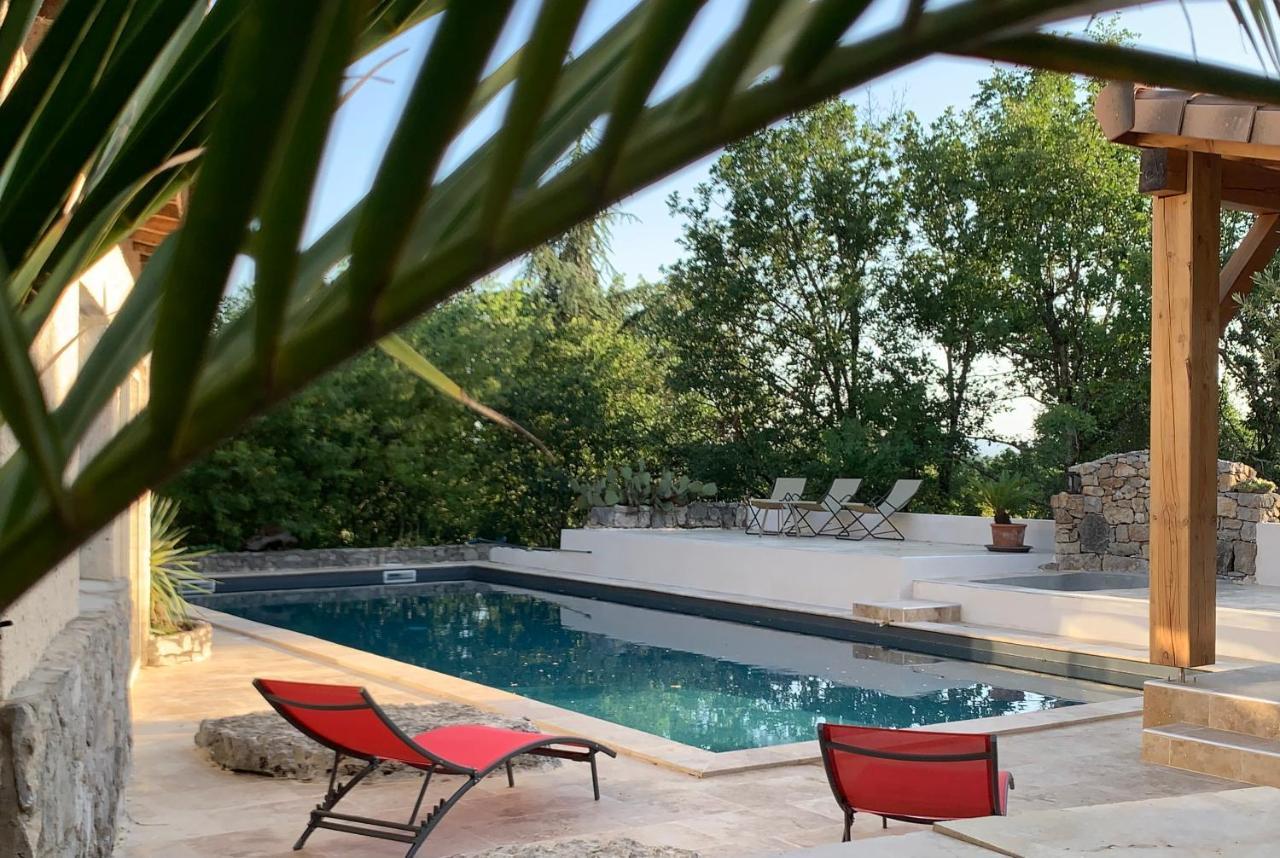 Villa de 100m2 avec grande piscine privée Saint Alban Auriolles Extérieur photo